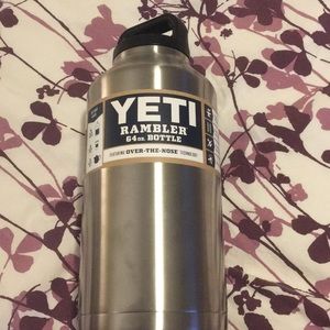 Yeti rambler 64oz bottle stands new